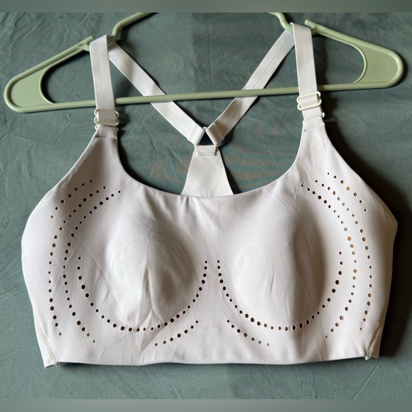 BuffBunny Airbrush Laser BTC Sports Bra White Small - Picture 3 of 10